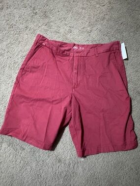 Izod Men's Flat Front Chino Shorts in Deep Red